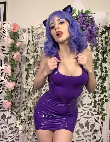 mirror onlyfans beautiful naked archive