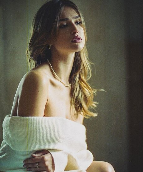 nerdy teen onlyfans pretty picture