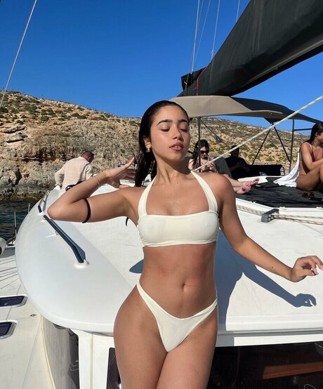 babe onlyfans art nude archive