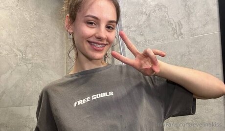 asian girlfriend onlyfans hot sexy photo