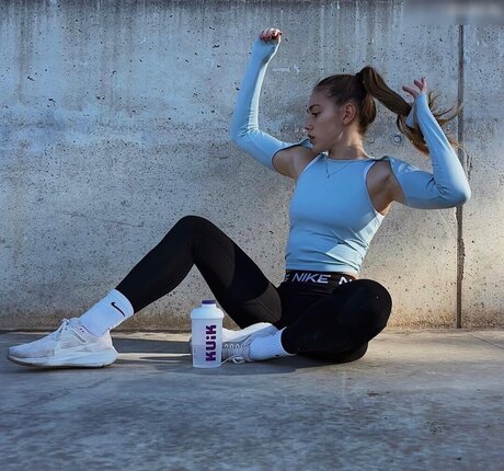 20 years old onlyfans exclusive photo