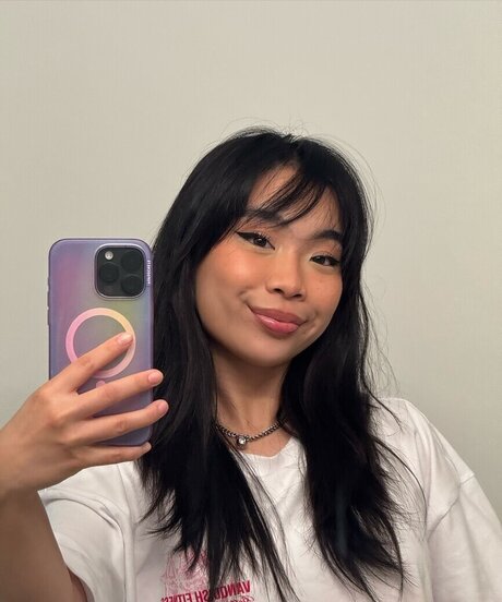 lilbignanc fit erotic model picture