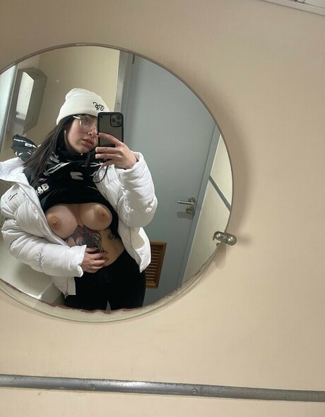 PetiteCute Best Profile Photo