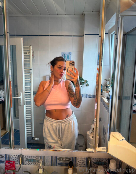 Celina Pop model pornographic gallery