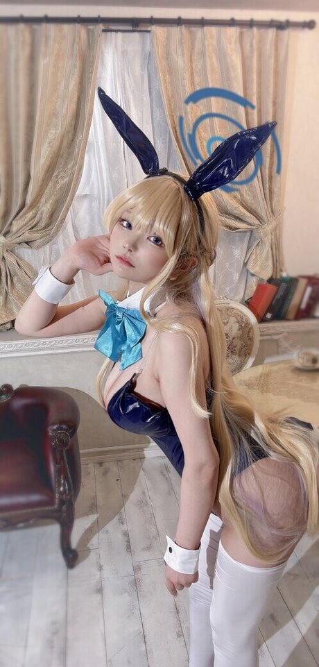 sukiyaki erotic actress photos