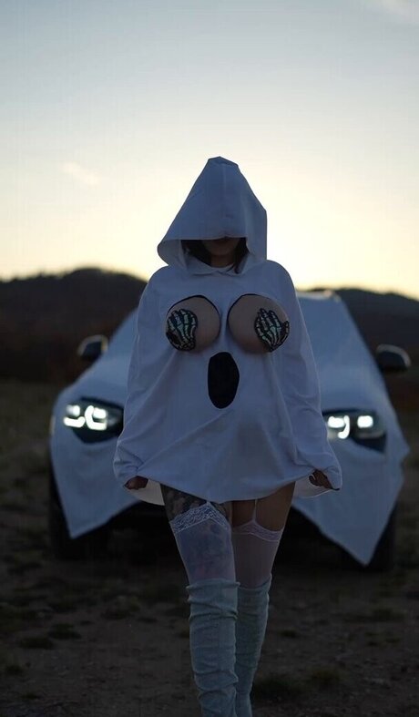 Harley Benz nice actress photo