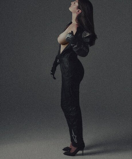 Lia Block adult star img