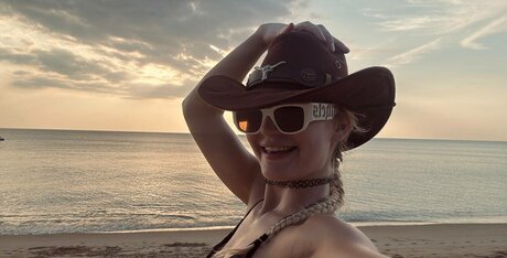 candygrettel model xxx picture