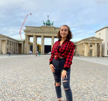 Joanachlips model sexy img