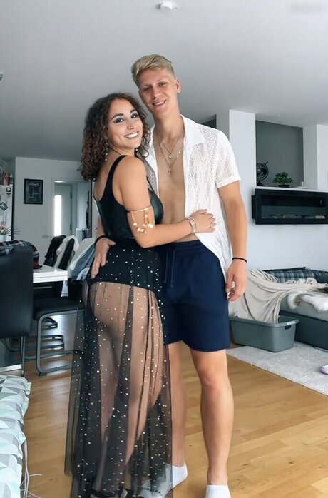 Joanachlips hd actress pics