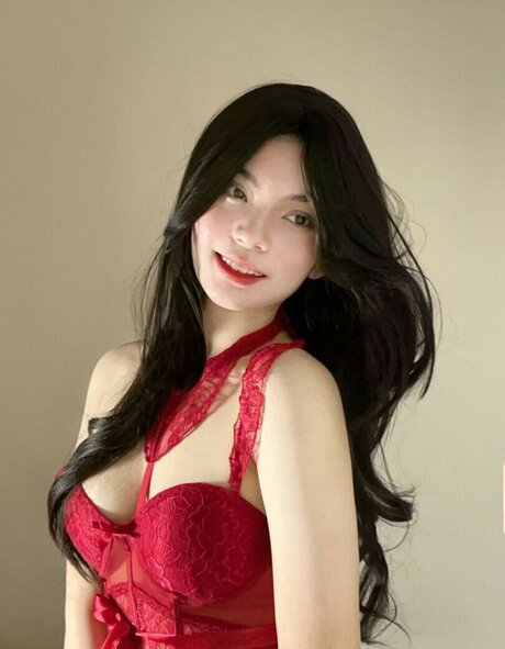 Niken Andalusi Profile Pic