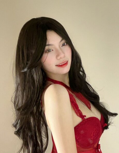 Niken Andalusi nude actress picture