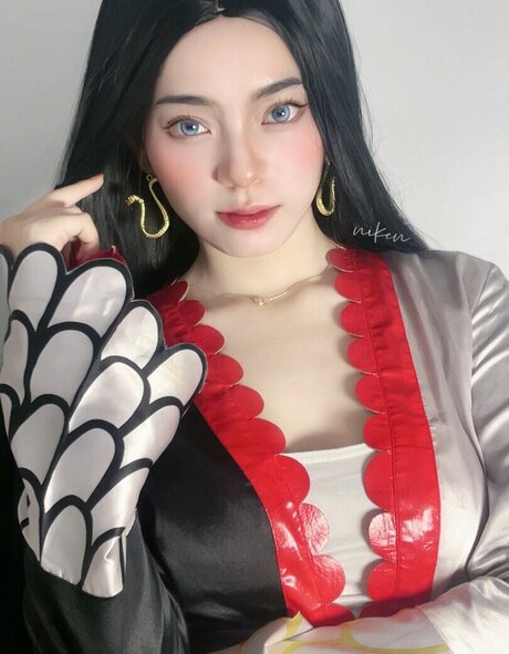 Niken Andalusi xxx pornstar pic