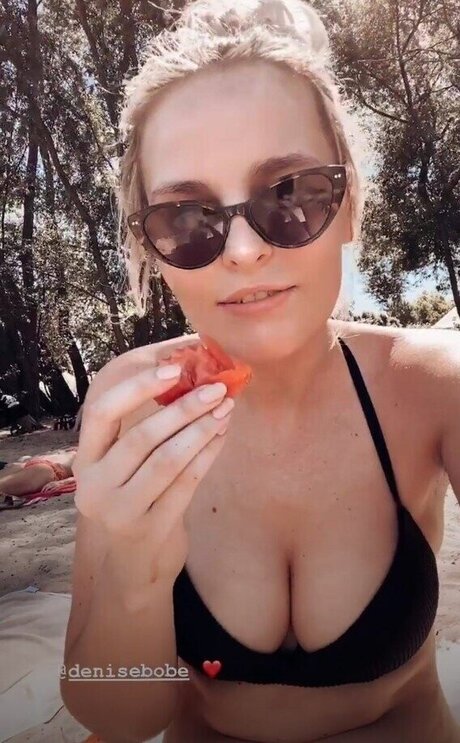 leather skirt onlyfans top picture