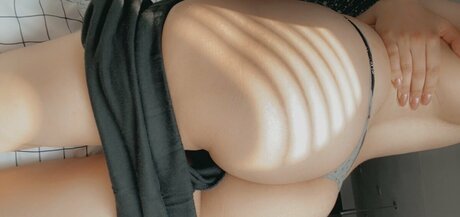 Ne0nprincess xxx star pic