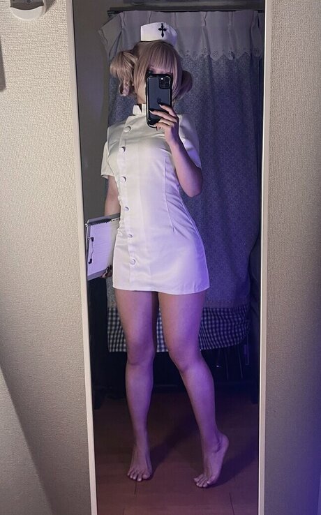 taru153 1 naked actress img