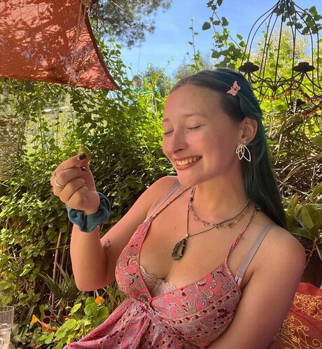 Jamie Lou Stenzel star pretty pics