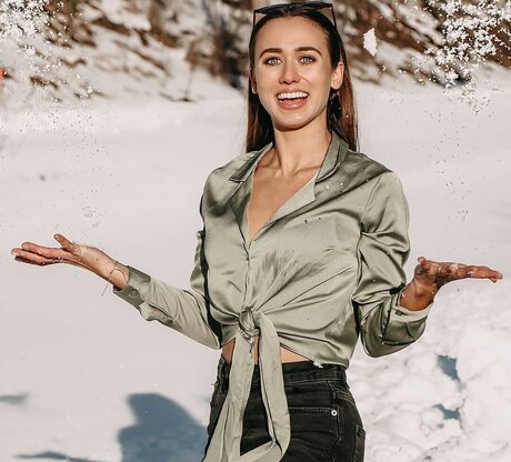 lips onlyfans beautiful nude photo