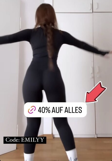 Emily Furz best actress pics