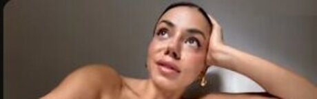 Wer ist sie_ top star photo