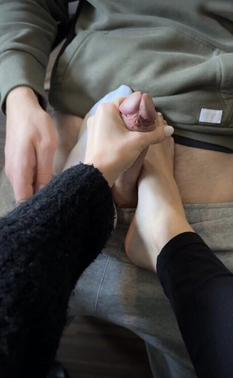 NoFaceLou perfect pornstar photos