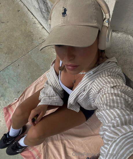 Mercyyy1 sex actress photos