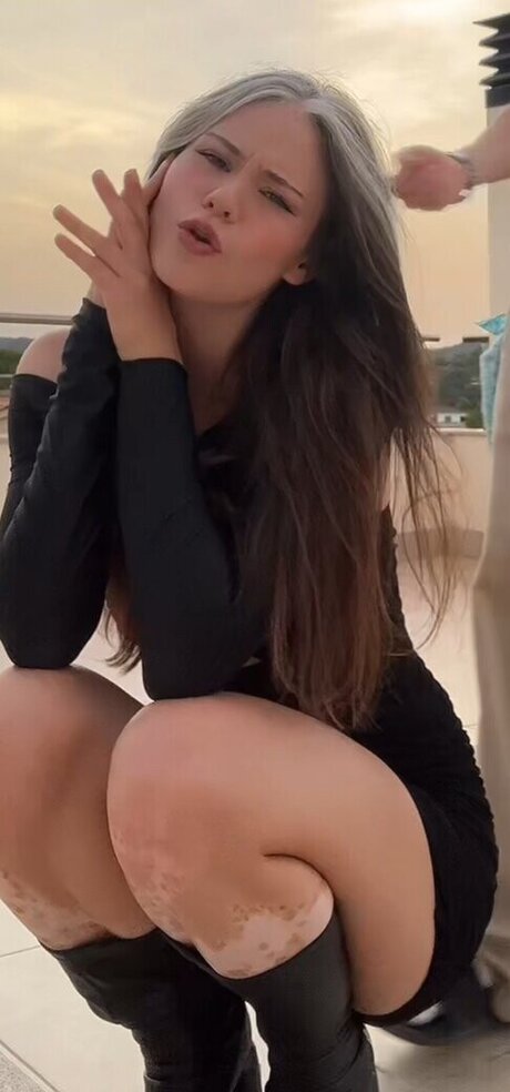 nadinebreaty top star images