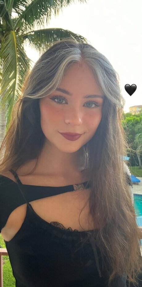 nadinebreaty star sex gallery