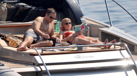 Lara Stone pornstar nudes img