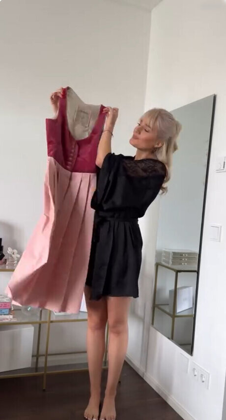 Laura Block top star img