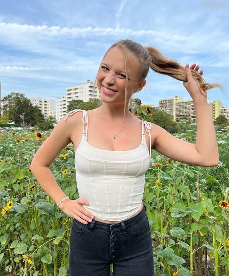 gloryhole princess onlyfans free pics