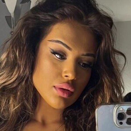 busty mom onlyfans nice photos