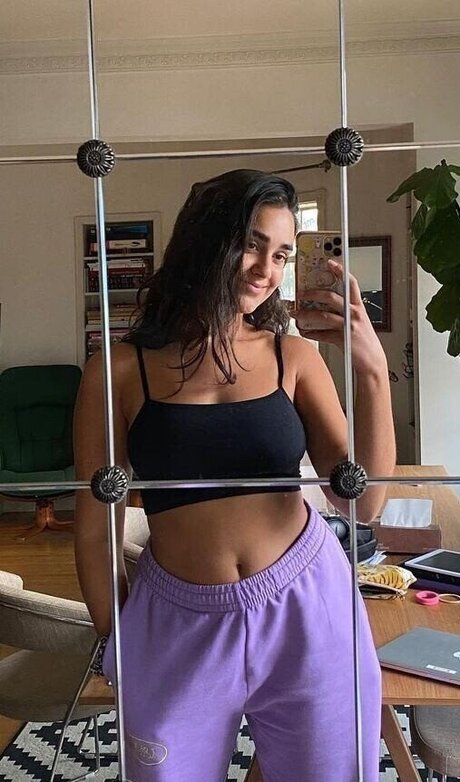 Geraldine Viswanathan pornographic star photos