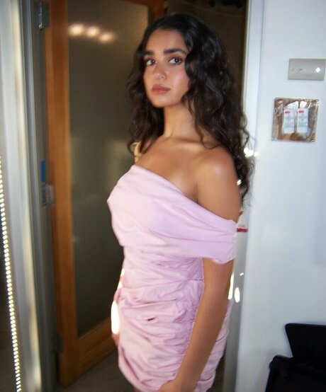 Geraldine Viswanathan naked model pics