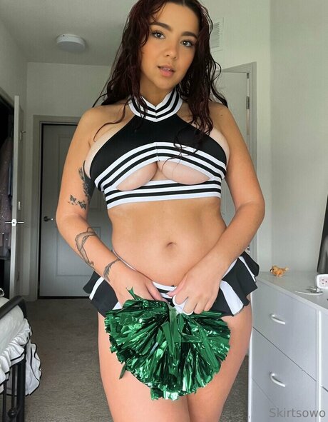 skirtsowo nice model img