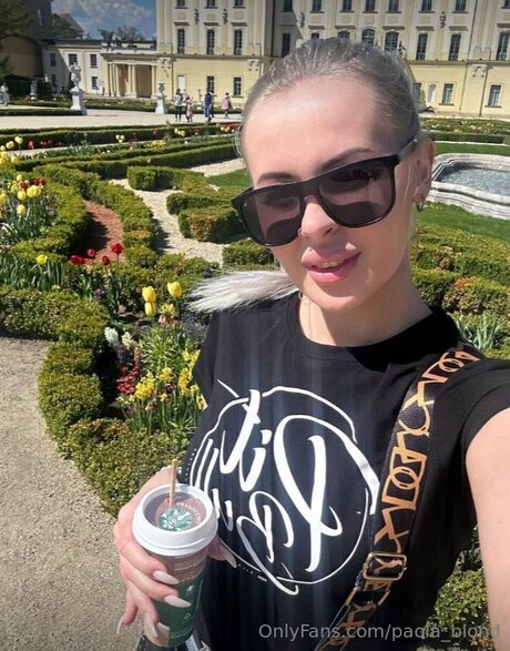 Paola blond erotic pornstar photo