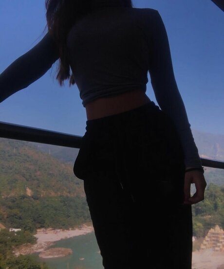 Pakhi Gadh model erotic pics