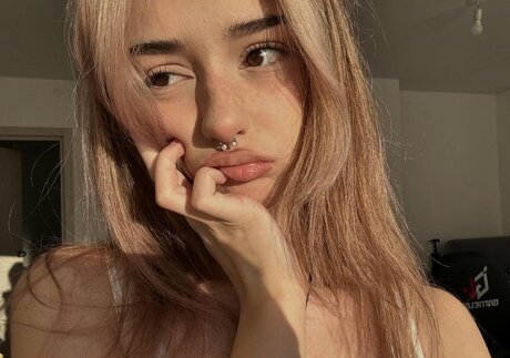 asian brunette onlyfans perfect images