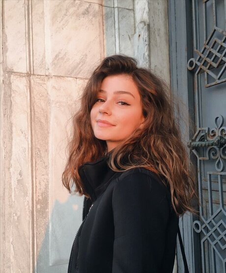 sumruozdenn pornographic actress galleries