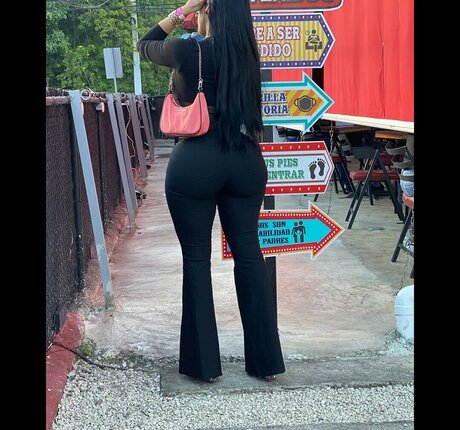 Yinett Baez perfect star pic