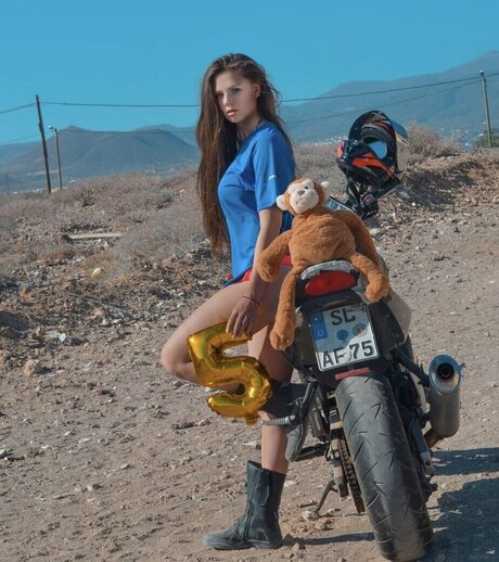 tattooed onlyfans sexy nudes photo