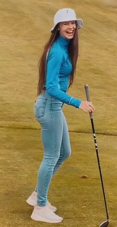 Affe auf Bike pornstar exclusive photos