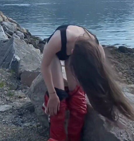 Affe auf Bike pornstar beautiful pics