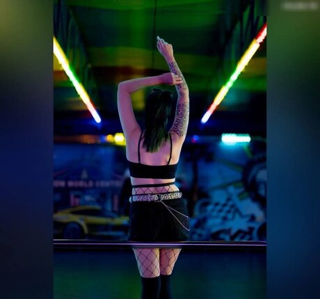 locolea high quality model galleries