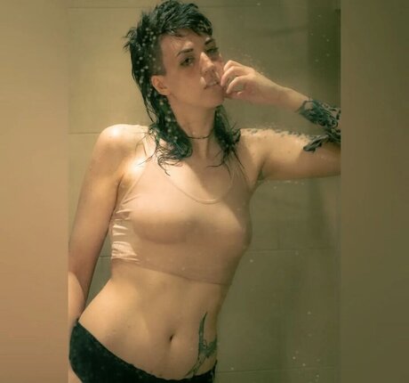 locolea star sexy photos