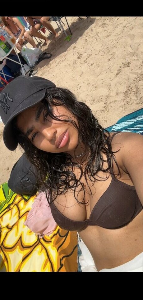 arab thick onlyfans sexy nudes gallery