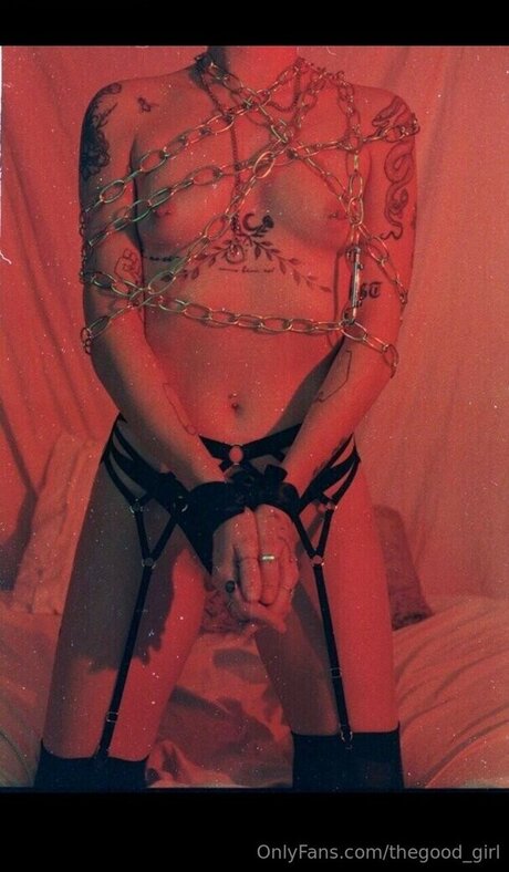 latina blowjob onlyfans nude image