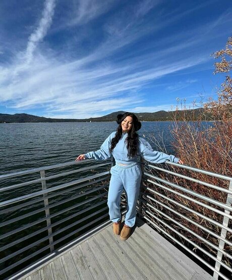 Jackie Figueroa best model image