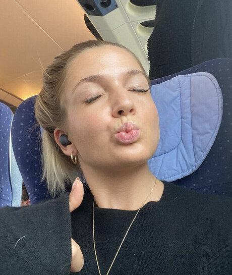 asian blowjob onlyfans free xxx photo