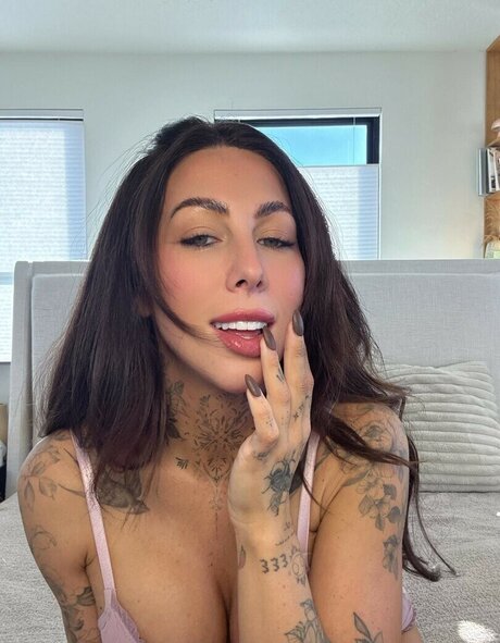 naughtybrunchwife perfect star picture